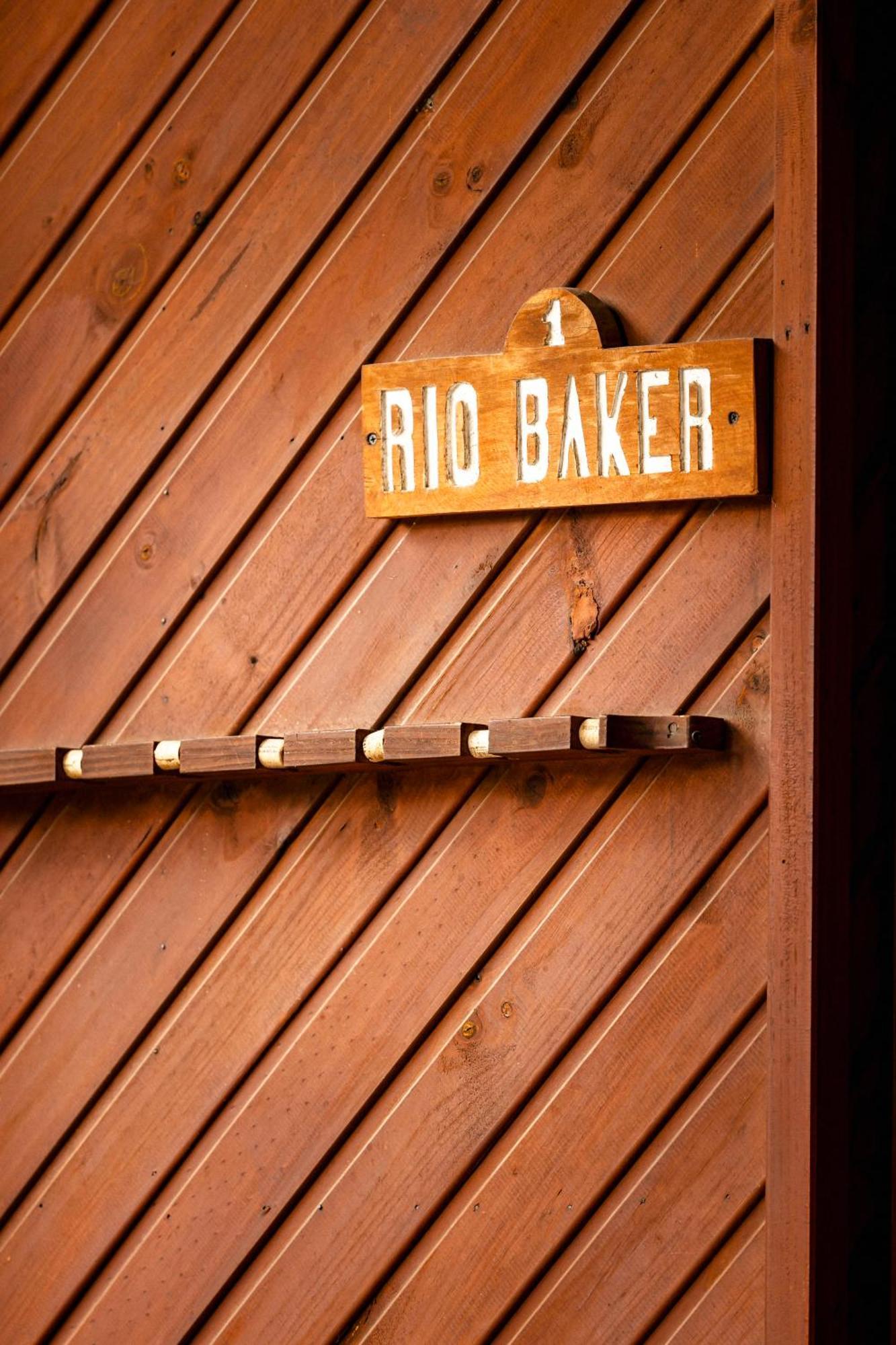 Green Baker Lodge Puerto Bertrand Exterior foto